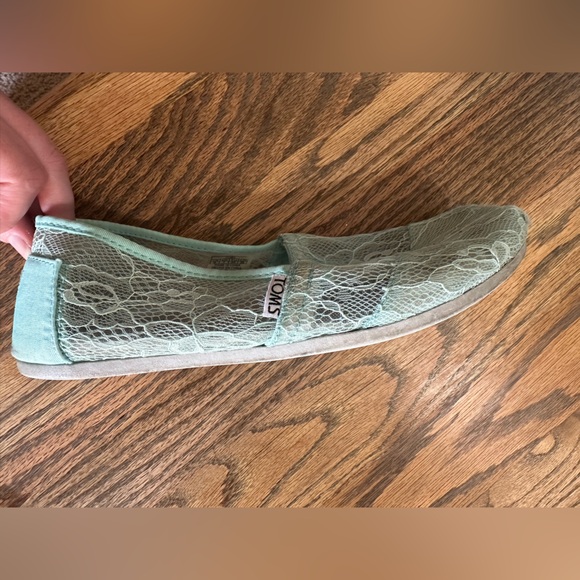 Turquoise Lace Tom’s Shoes - Picture 3 of 6